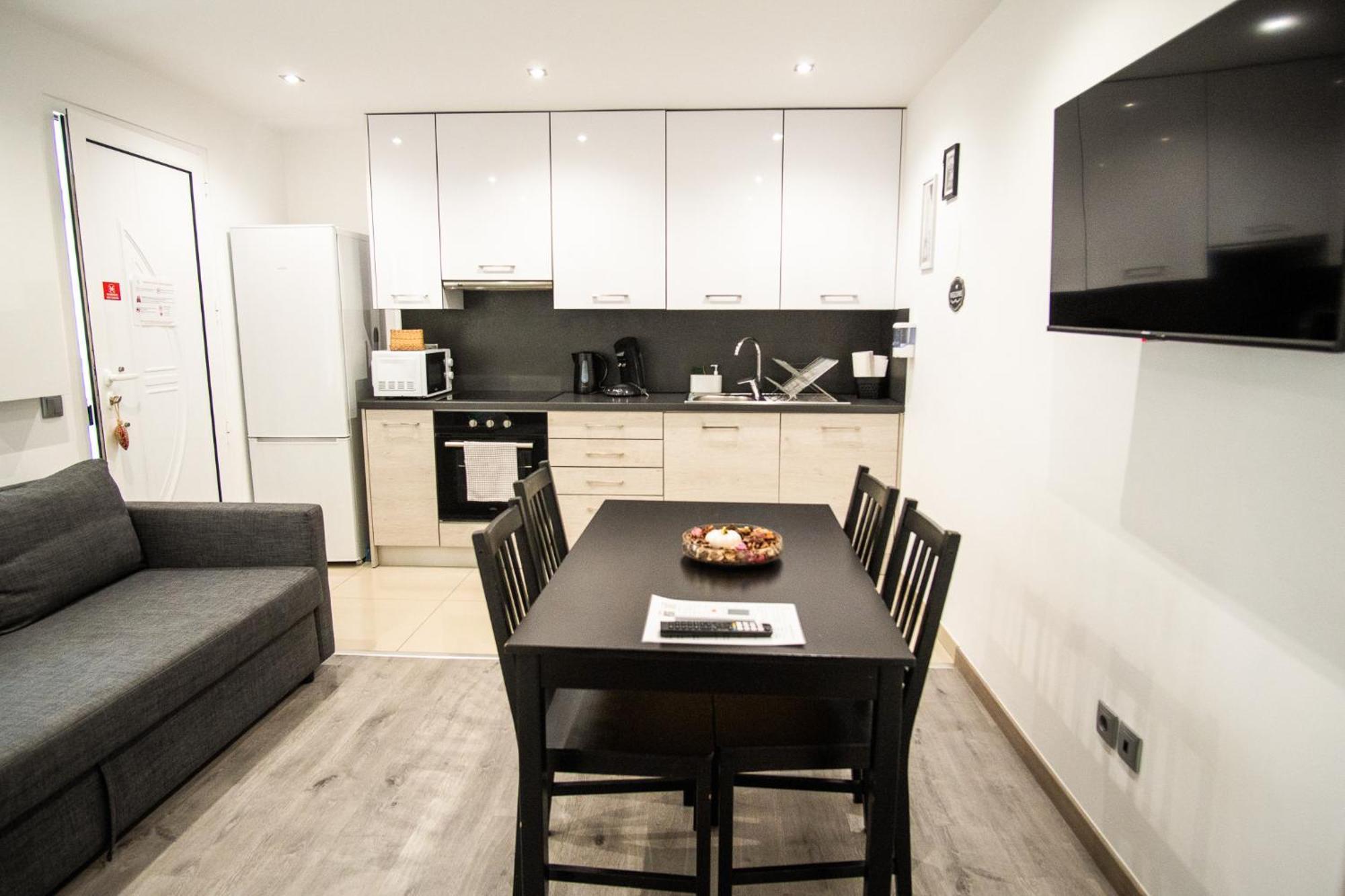 Appartement 1-4 Pers - Proche Paris, Cdg, Grand Paris Arena - A L'Ombre Du Pin "5" Le Pin  Buitenkant foto